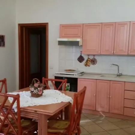 La Casa Rosa - Grazioso Bivano Con Posto Auto * Monserrato